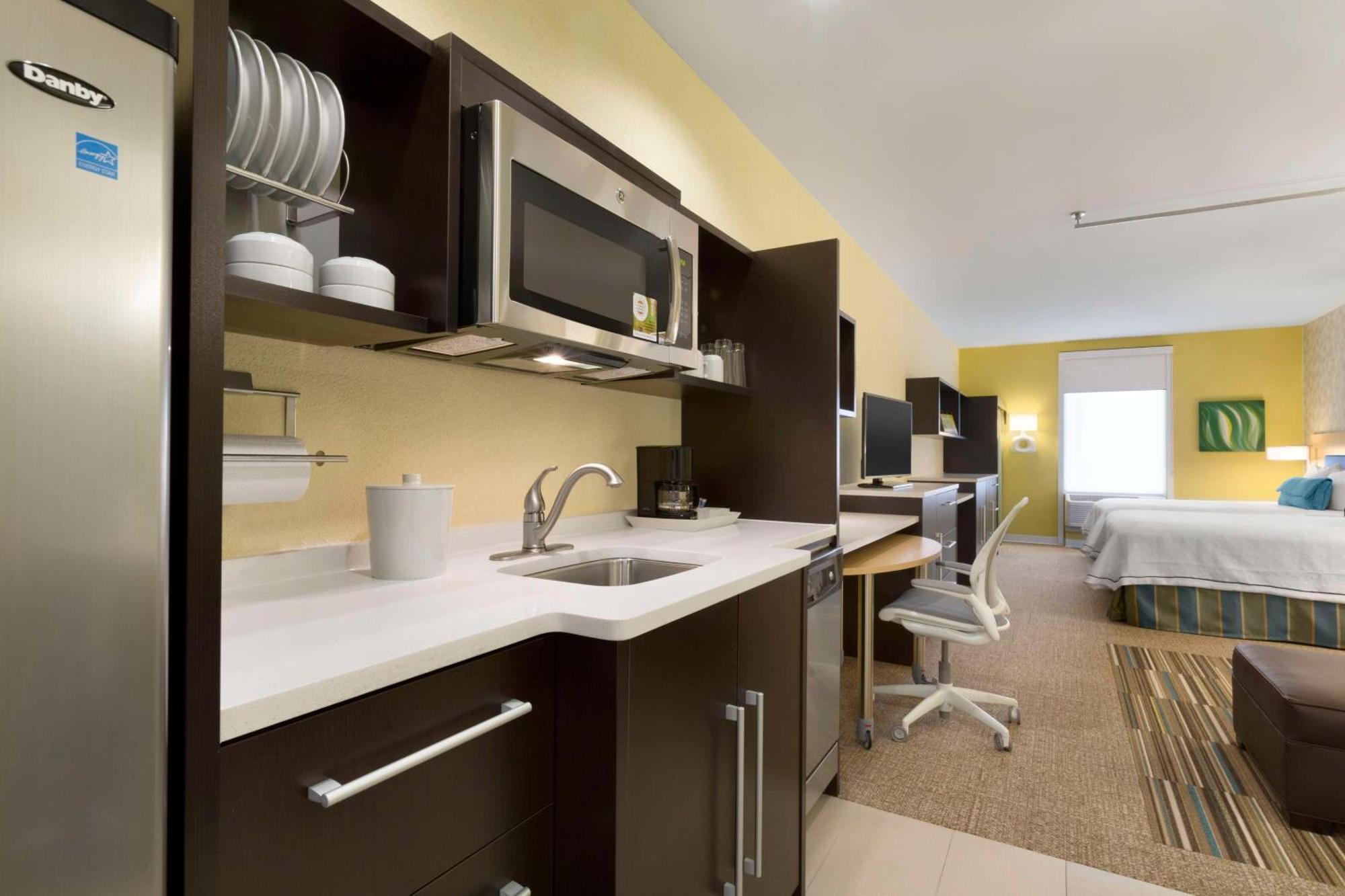 Home2 Suites By Hilton Houston Pasadena Exterior photo